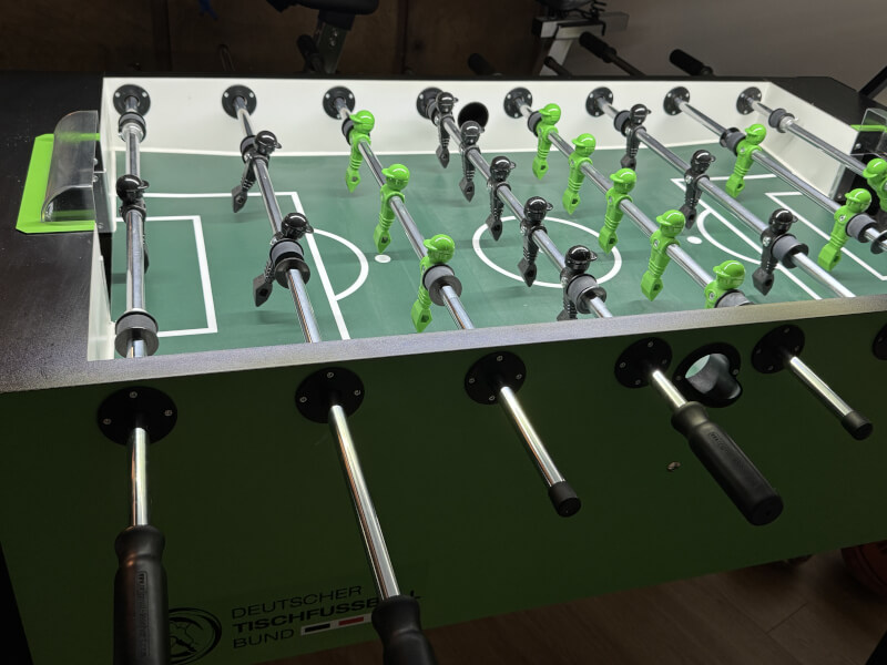gebrauchter_leonhart_tischkicker_mit_Led