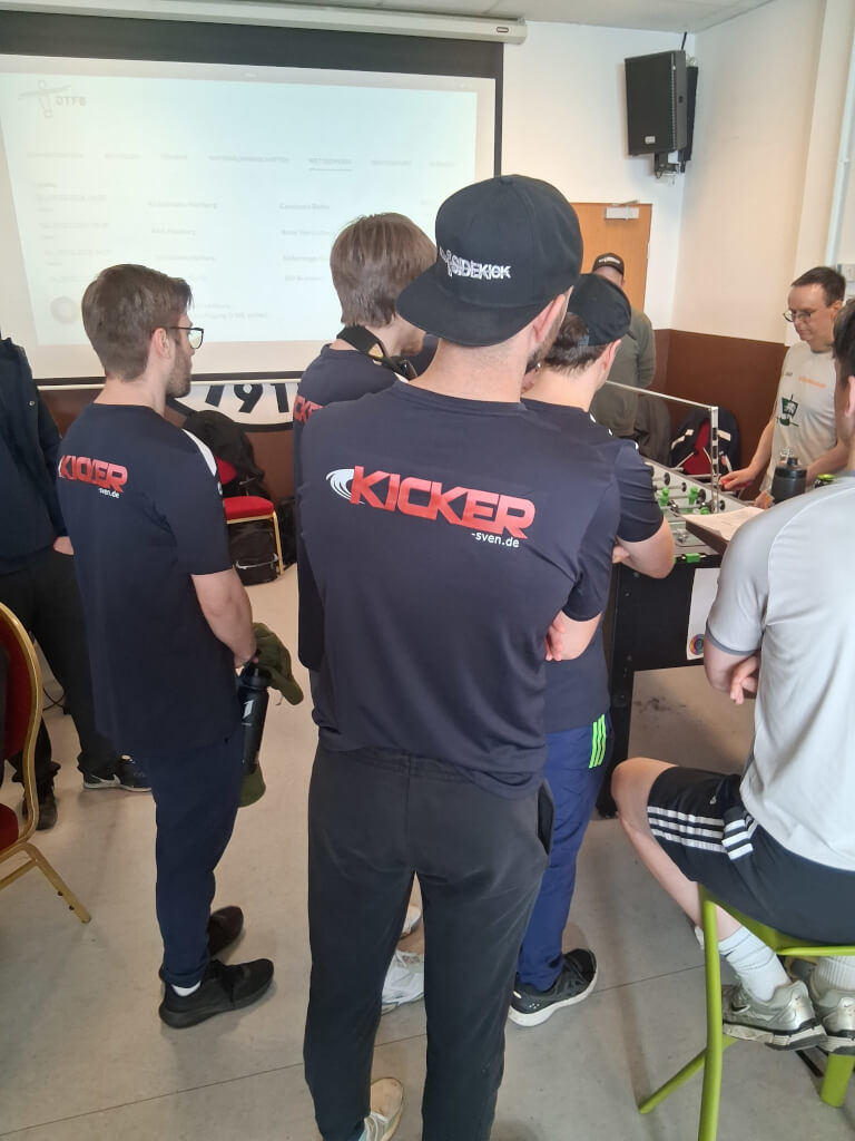 kicker-sven der sponsor der sidekickers